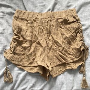 olive side tie shorts